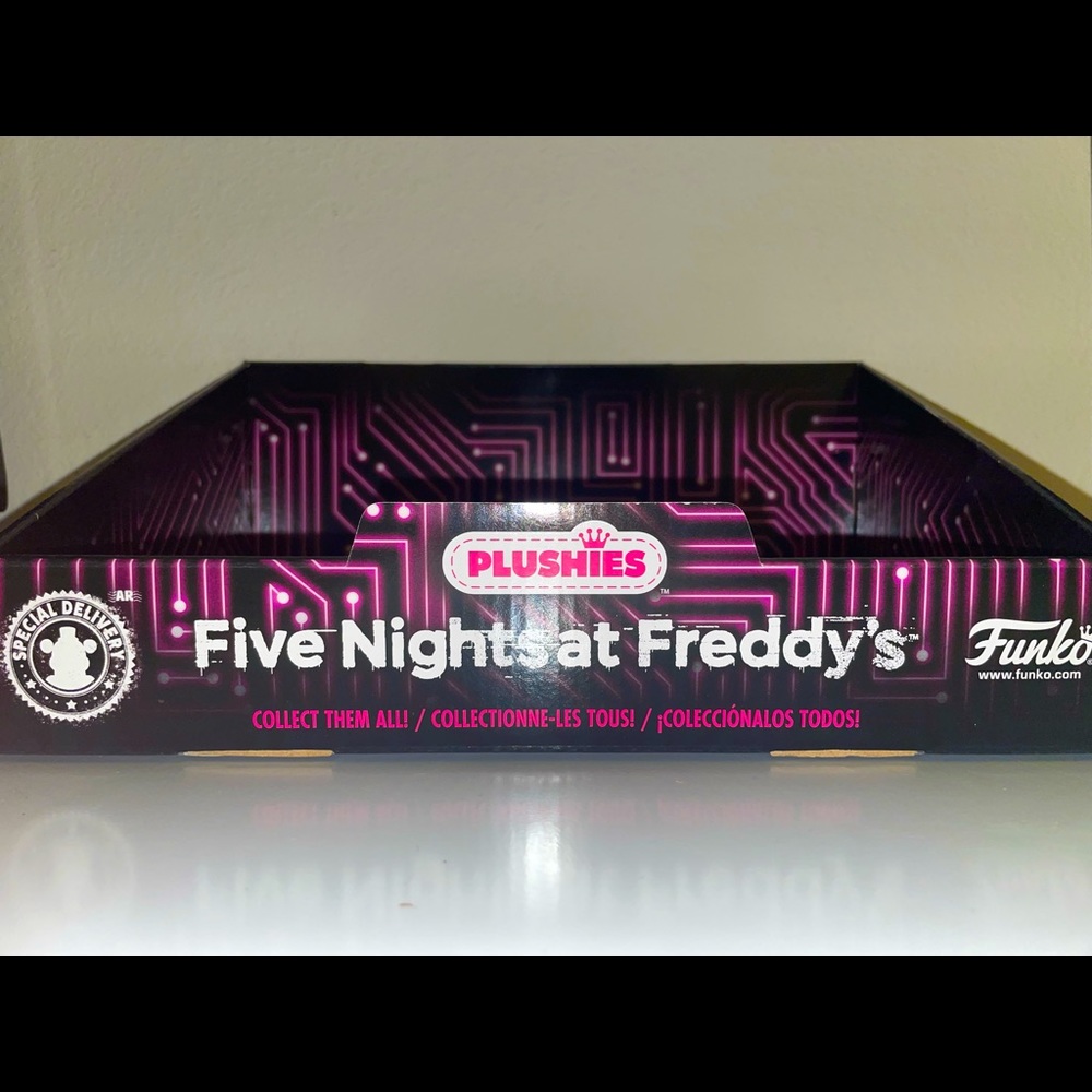 FNAF AR Plush Display box